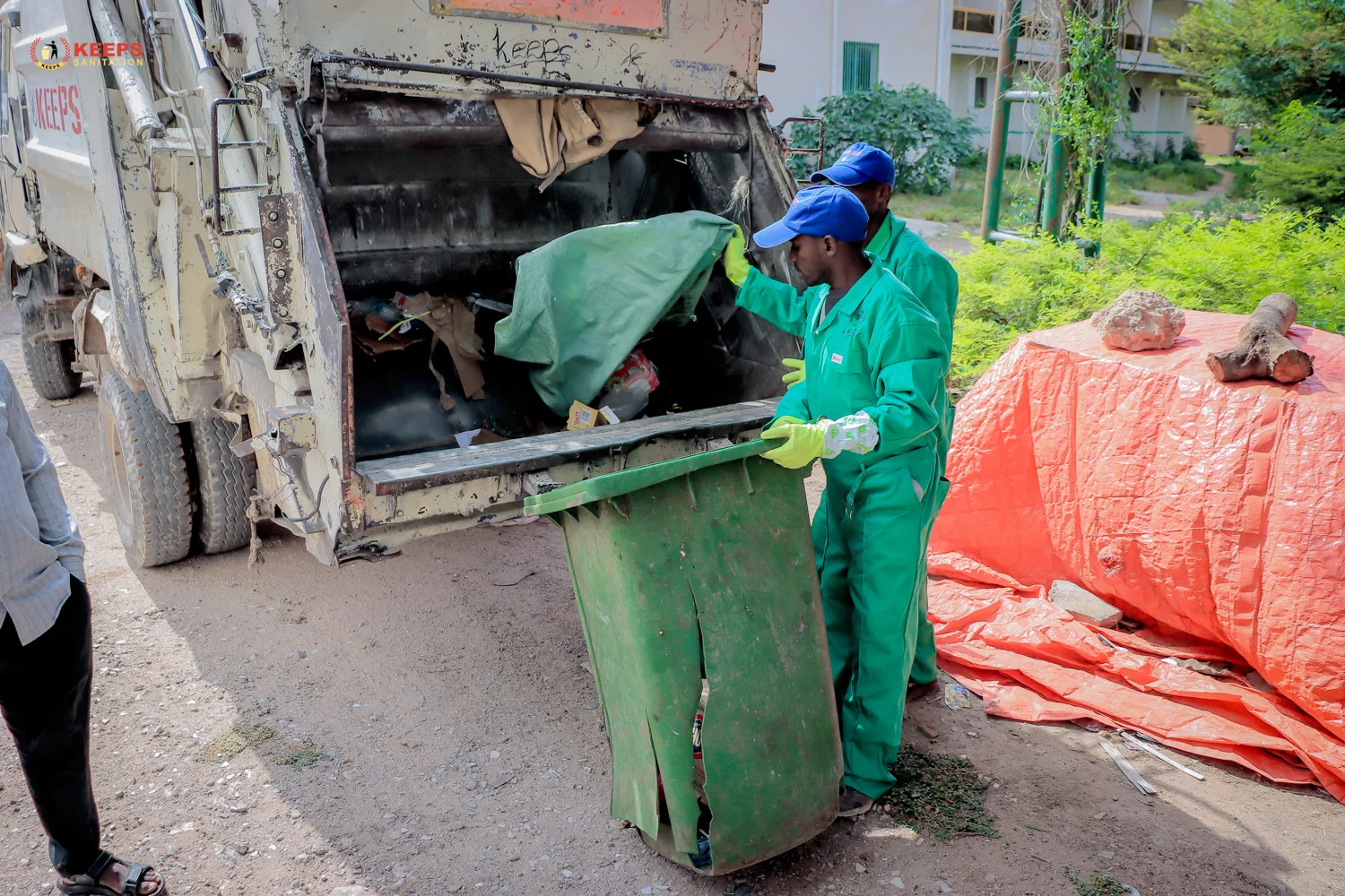 Commercial Garbage Collection - KEEPS Sanitation and Construction -1 (106)
